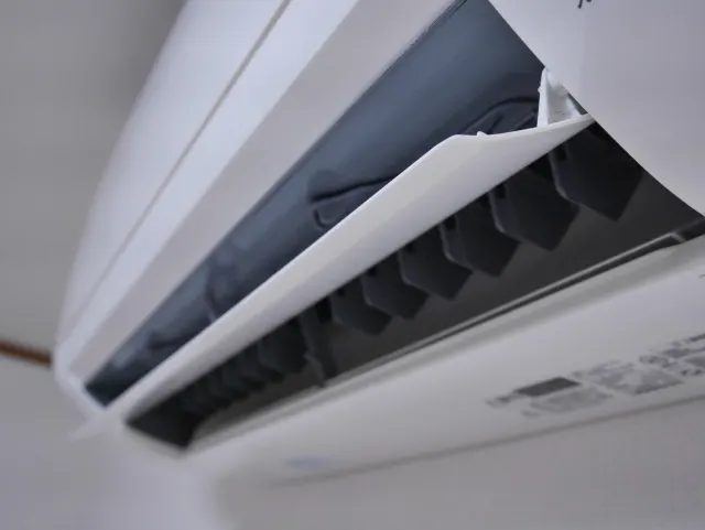 エアコンの取り外し・回収